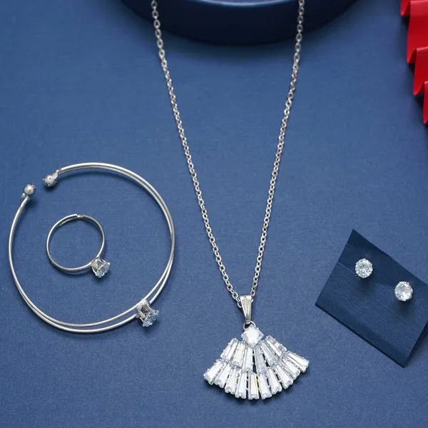 Gold_Silver_Zircon_Studs_Pendent_Necklace_For_Women