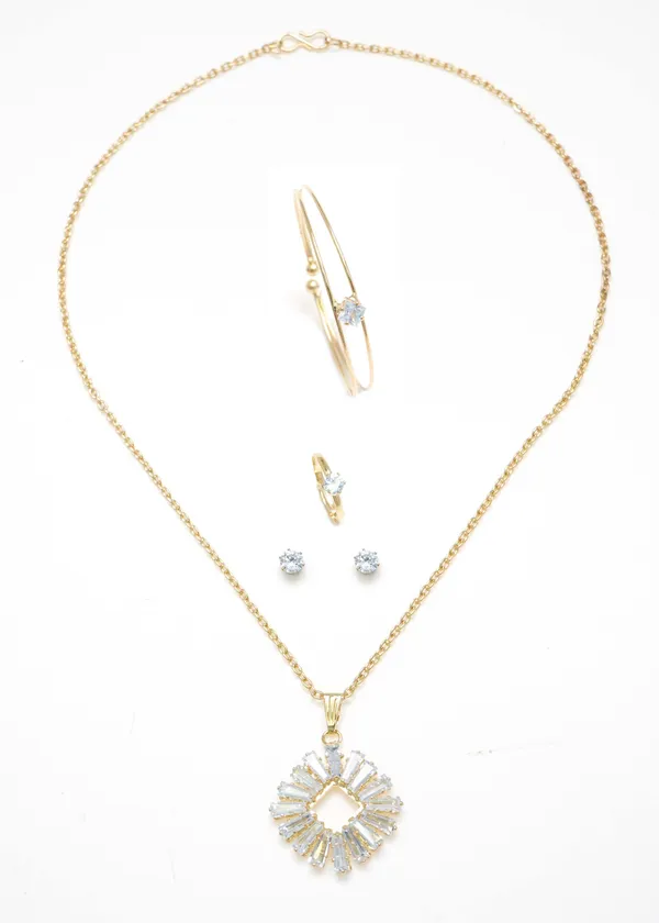 Gold_22K_Plated_Zircon_Studs_Pendant_Necklace_For_Women