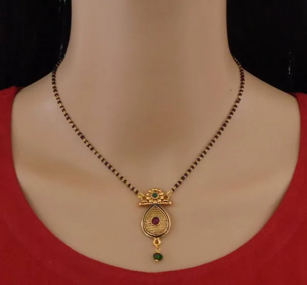 Gold_Daily_Wear_Copper_Gold_Plated_Mangalsutra_Pack_Of_4_For_Women