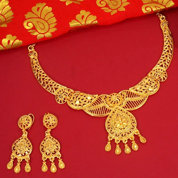 Gold_Latest_Trend_Designer_Brass_Gold_Plated_Jewellery_Set_For_Women