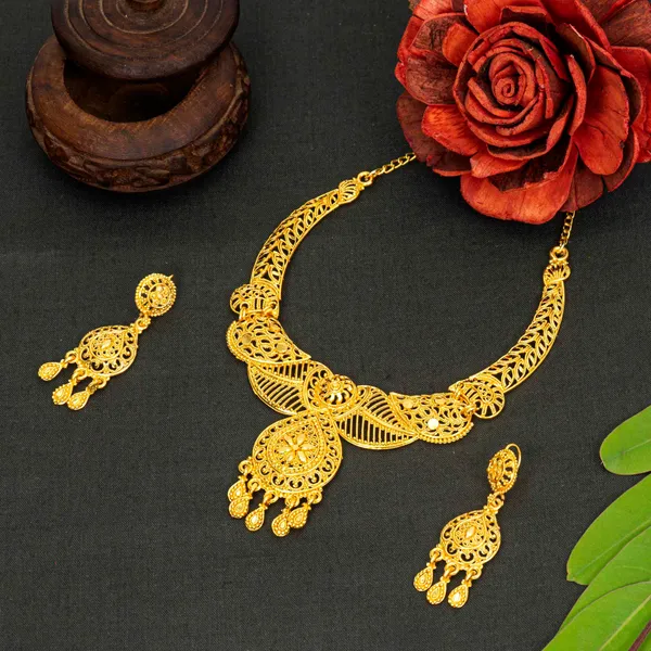 Gold_Latest_Trend_Designer_Brass_Gold_Plated_Jewellery_Set_For_Women
