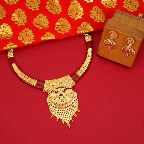 Gold_Designer_And_Stylish_Gold_Plated_Brass_Jewellery_Set_For_Women