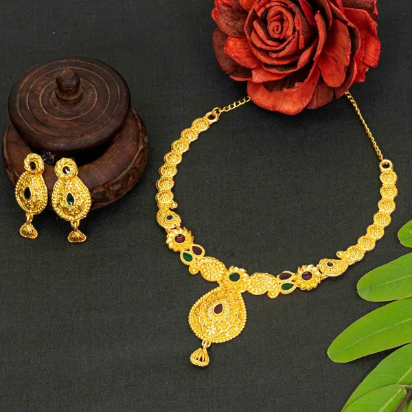 Gold_Stylish_And_Trendy_Designer_Gold_Plated_Brass_Jewellery_Set_For_Women