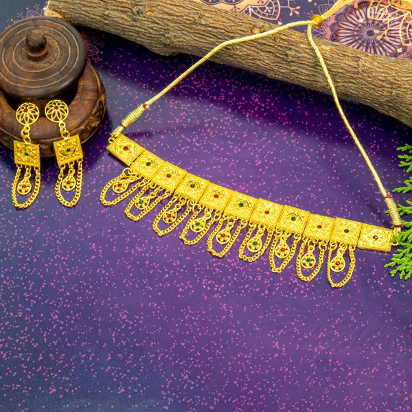 Gold_Attractive_Choker_Gold_Plated_Necklace_Set_For_Women