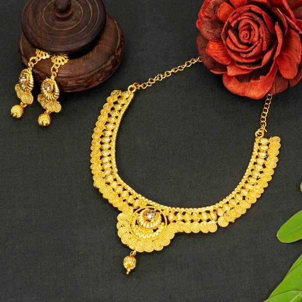 Gold_Incredible_Classic_Gold_Plated_Kundan_Choker_Necklace_Set_For_Women