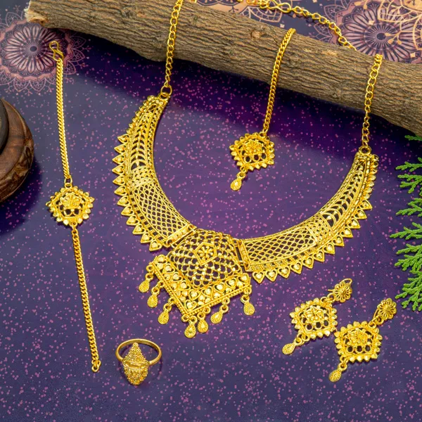 Gold_Designer_Brass_Gold_Plated_Jewellery_Set_For_Women