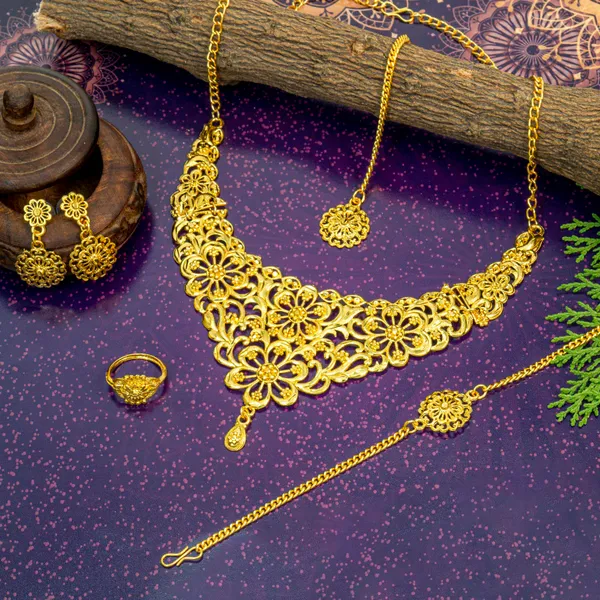 Gold_Designer_And_Trendy_Gold_Plated_Brass_Necklace_Set_Along_With_Earrings,_Mangtika,_Ring_And_Bracelet_For_Women
