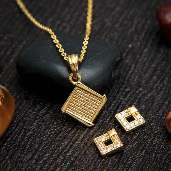 Gold_Plated_Stylish_Square_Shape_Necklace_Chain_Design_Along_With_Earrings_For_Women
