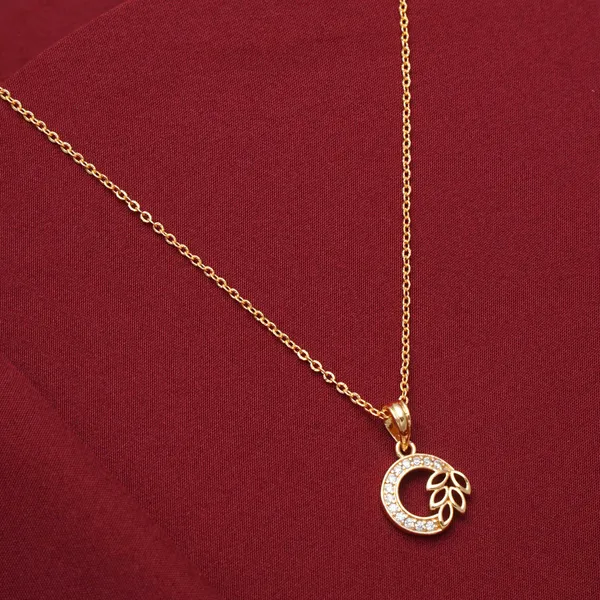 Gold_King_And_Round_Shape_Golden_Zircon_Pendant_With_Link_Chain|_Necklace_To_Gift_Pack_Of_3_For_Women