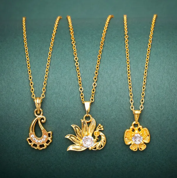 Gold_Peacock_And_Flower_Shape_Solitaire_Gold_Plated_Necklace_Chain_And_For_Women