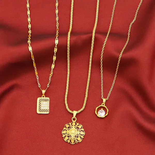 Gold_Stylish_22K_Gold_Plated_Necklace_Chain_Pendant_For_Women