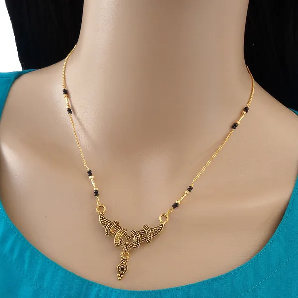Gold_Elegant_22K_Gold_Plated_Simple_Mangalsutra_For_Women
