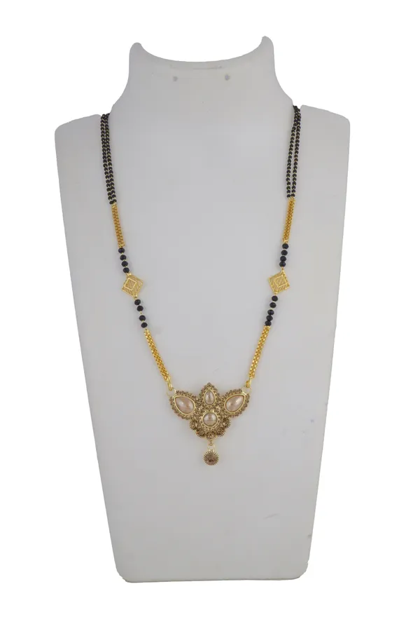 Gold_Minimalist_22K_Gold_Plated_Mangalsutra_For_Women