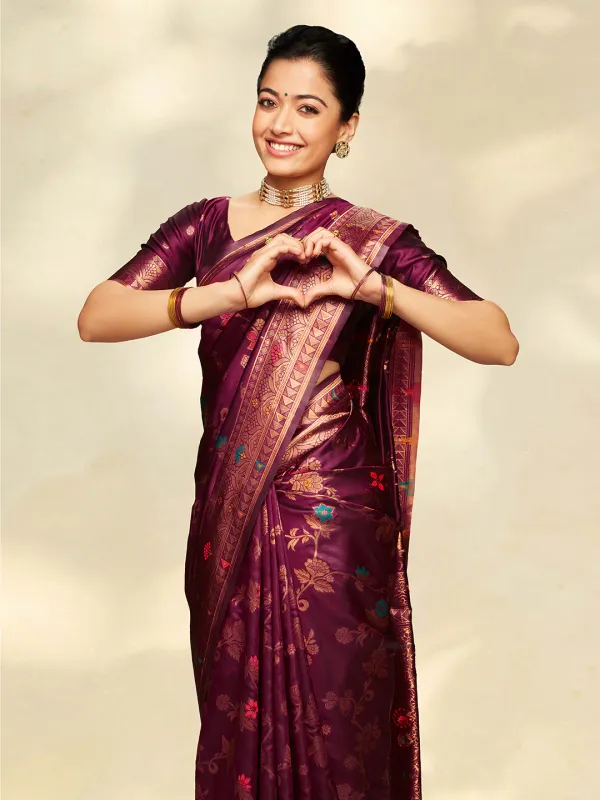 WINE_BANARASI_SILK_FLORAL_SAREE_WITH_UNSTITCHED_BLOUSE_PIECE