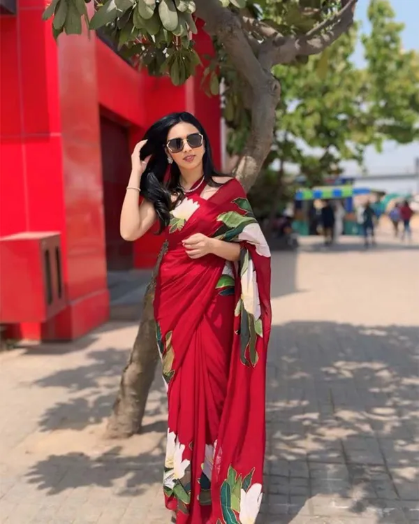 Red_Colour_1-Minute_Ready_To_Wear_Georgette_Saree_With_Blouse_Piece