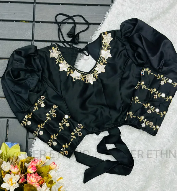 Black_Real_Mirror_And_Handwork_Blouse_With_Heavy_Bow_Style_Pattern_And_Beautiful_Tassels