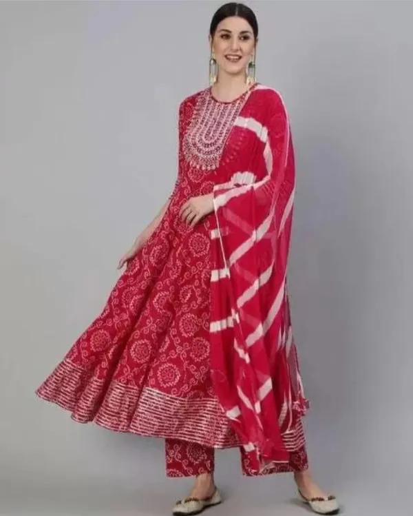 https://d1311wbk6unapo.cloudfront.net/NushopCatalogue/tr:f-webp,w-600,fo-auto/Red_Color_kurti_with_dupatta_and_pant_set_embroidery_work_JNFY9CET5O_2024-07-06_1.jpeg__Rajdulari