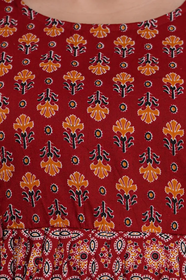 Red_Cotton_Maternity_And_Feeding_Kurti