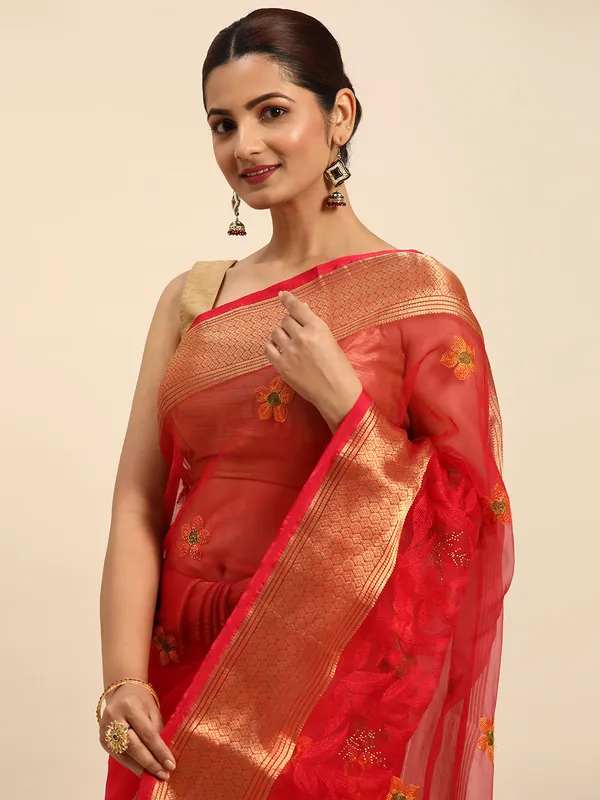Indian_Women_Pink_Orgenza_Fancy_border_with_Embroidery_work