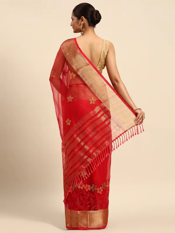 Indian_Women_Pink_Orgenza_Fancy_border_with_Embroidery_work