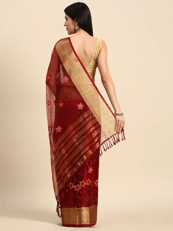 Indian_Women_Maroon_Orgenza_Fancy_border_with_Embroidery_work