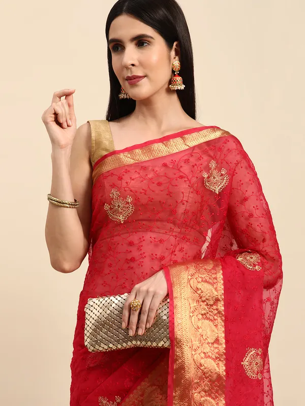 Indian_Women_Maroon_Orgenza_Fancy_border_with_Embroidery_work