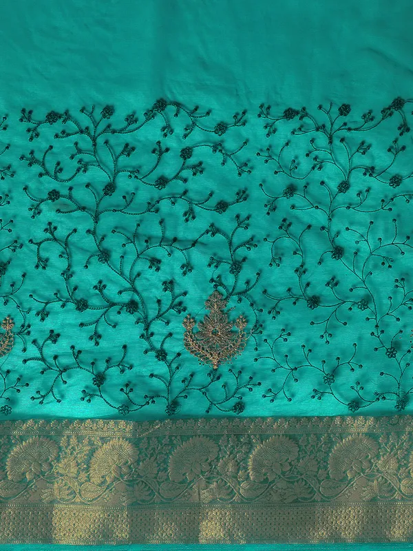 Indian_Women_Turquoise_Blue_Orgenza_Fancy_border_with_Embroidery_work