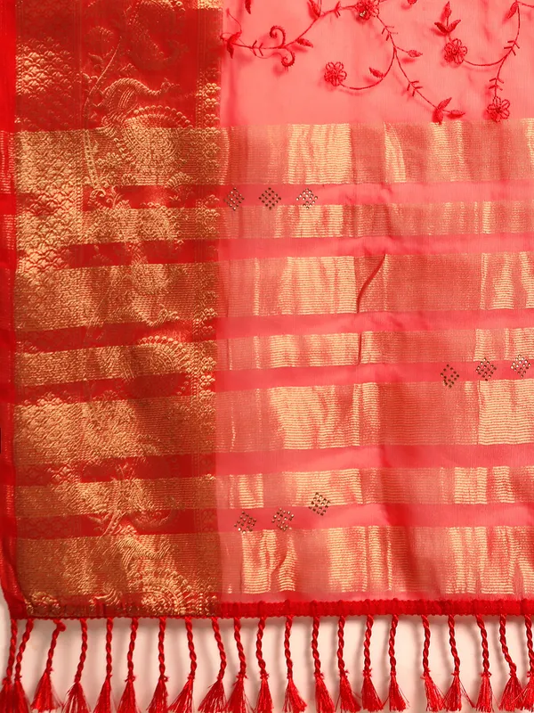 Indian_Women_Red_Orgenza_Fancy_border_with_Embroidery_work