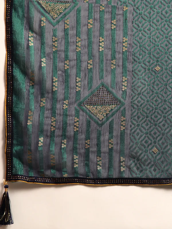 Green_Brasso_Full_Saree_Swaroski_Border
