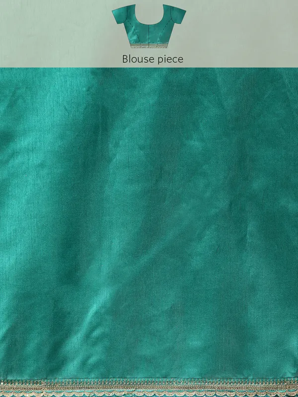 Indian_Women_Turquoise_Green_Chiffon_Embroidery_Border_with_foil_work