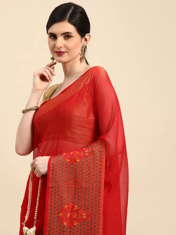 Indian_Women_Red_Viscoss_Chiffon_Swarovski_with_Embroidery_work