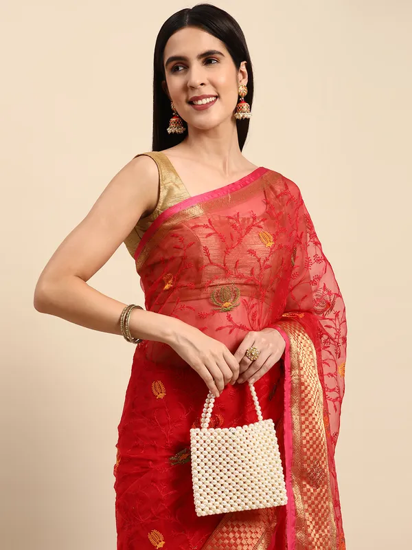 Indian_Women_Pink_Orgenza_Fancy_border_with_Embroidery_work