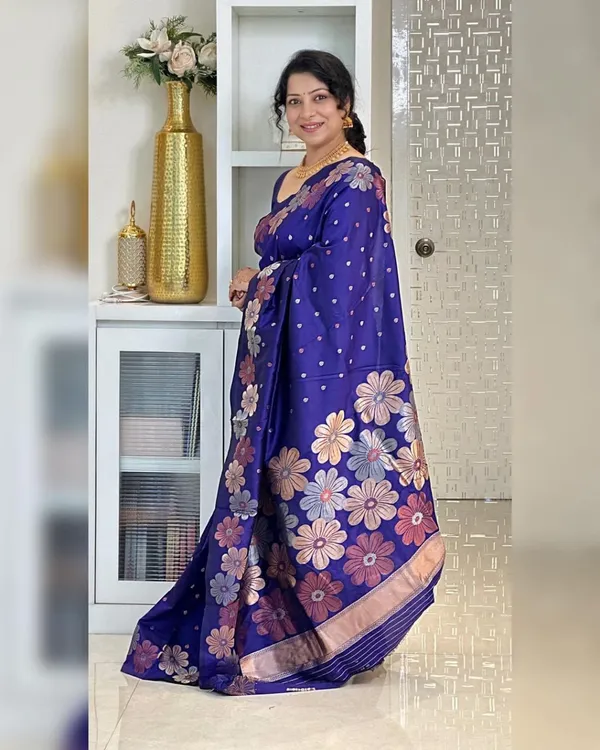 Royal_Blue_Soft_Silk_Gold_Copper_Saree_With_Blouse_For_Women