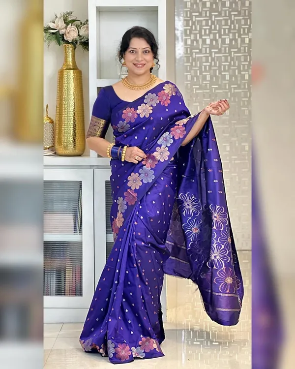 Royal_Blue_Soft_Silk_Gold_Copper_Saree_With_Blouse_For_Women