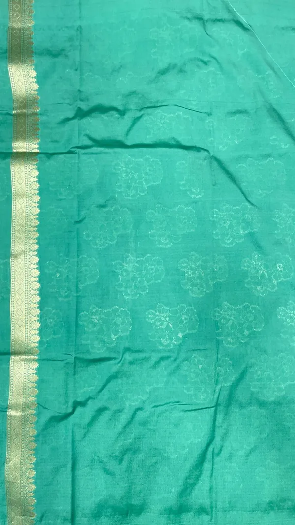 Humairah_Presents_Sea_Green_Katan_Silk_Golden_Zari_Floral_Tilfi_Boota_with_Banarasi_Zari_Border_and_Sea_Green_Blouse
