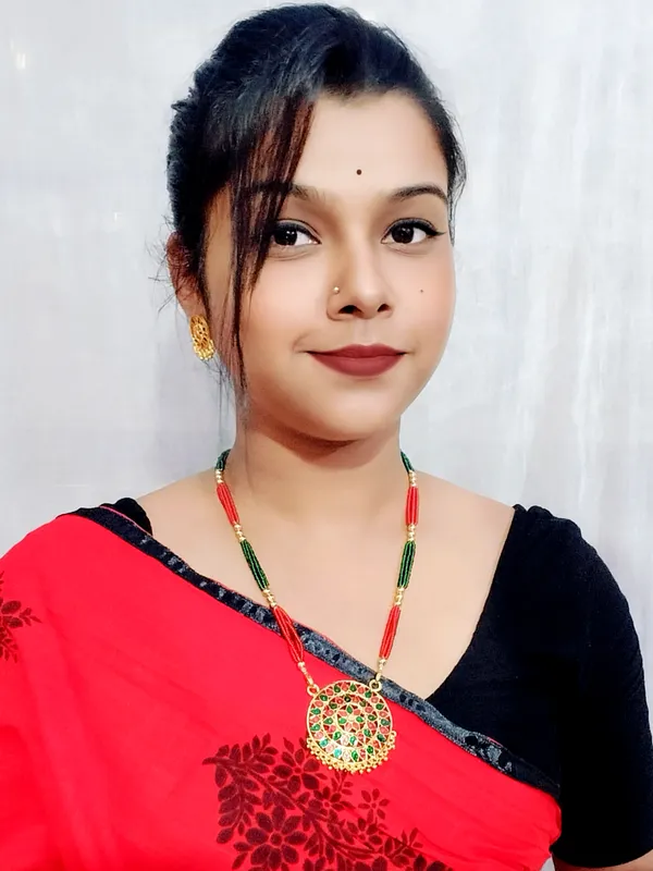 Assamese_Traditional_Gold_Plated_Red_Green_Color_Japi_Tassel_Set_For_Women_&_Girl