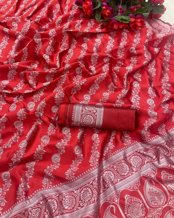 RED_TRENDY_PURE_BANARASI_SILK_SAREE