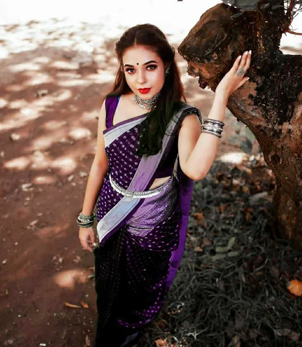 Purple_Woven_Kanjivaram_Silk_Saree_with_Saree_Cover