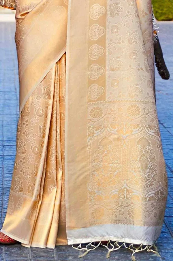 Cream_Woven_Kanjivaram_Silk_Saree_with_Saree_Cover