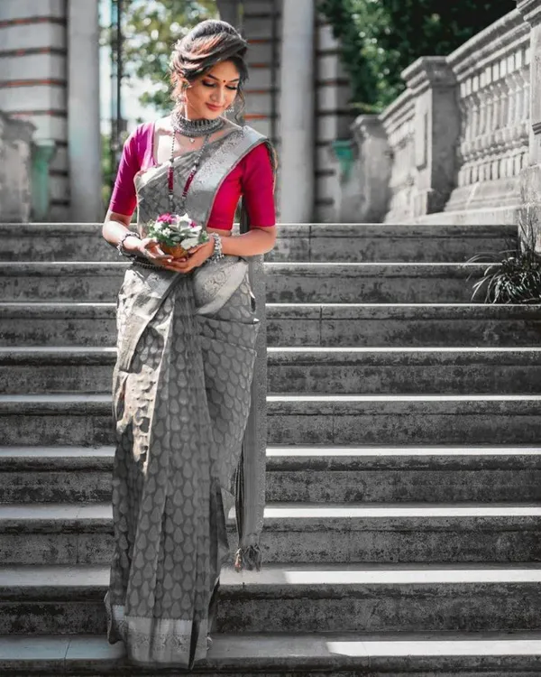 Grey_Woven_Kanjivaram_Silk_Saree_with_Saree_Cover