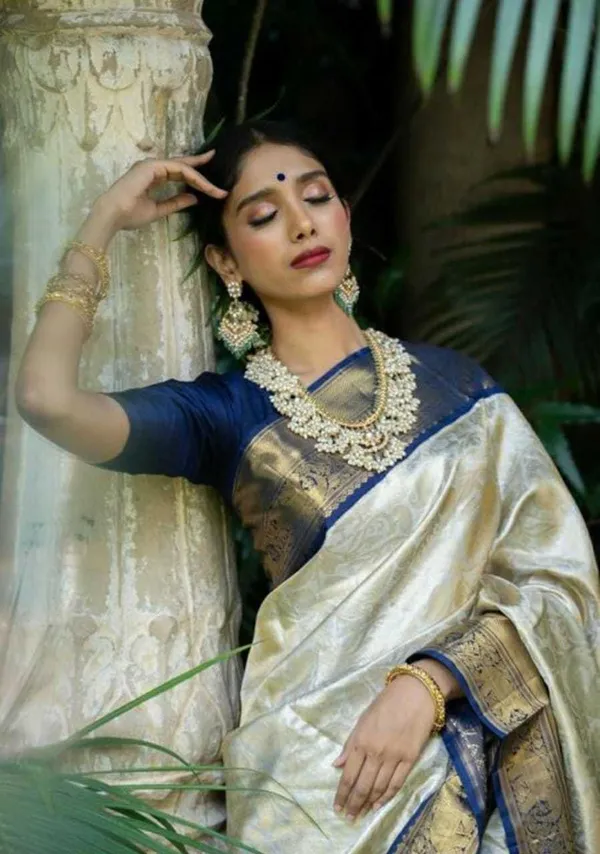 Cream_Woven_Kanjivaram_Silk_Saree_with_Saree_Cover