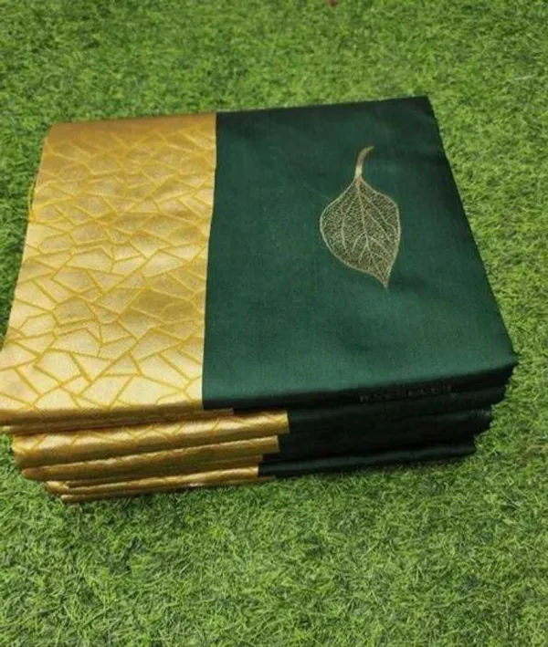 Green_Woven_Kanjivaram_Jacquard_Saree_with_Saree_Cover