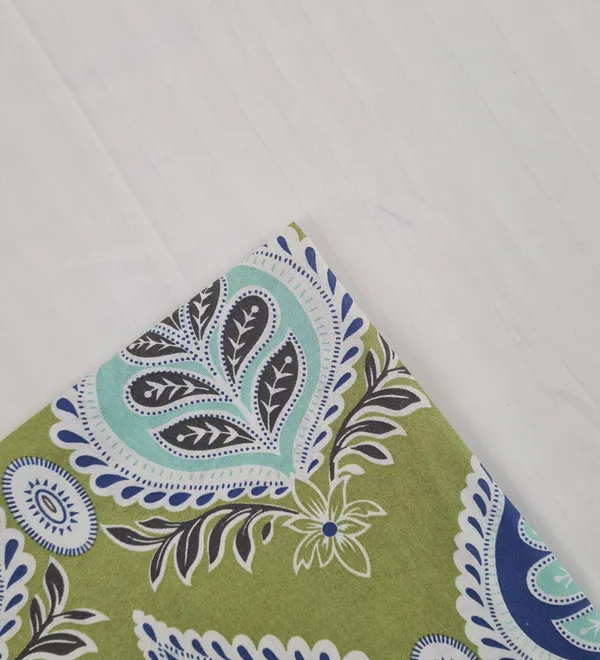 144_TC_Bedsheet_King_Size_Bed_Cotton_With_2_Pillow_covers_Greeny_Garden_(270_x_270_CM)_Apple_Green
