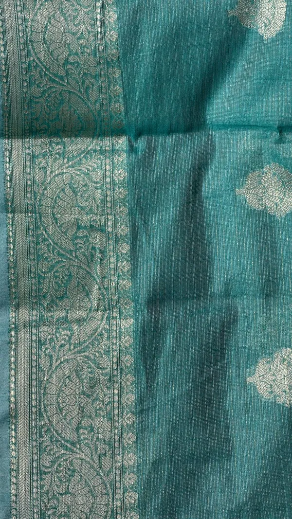 Humairah_Presents_Sea_Green_Cotton_Masrise_Floral_Silver_Zari_Booti_with_Self_Silver_Zari_Border_and_Sea_Green_Blouse