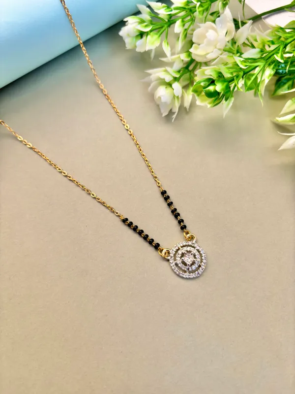 SHalo_Modern_Mangalsutra_Set_gold