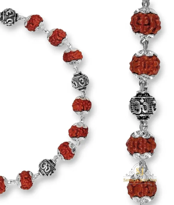 Silver_925_Sterling_Handmade_Dual_Wire_Stylish_Rudraksha_Rakhi_For_Men_(_6_Mm_Natural_Beads_Om_Para)_(4Om)
