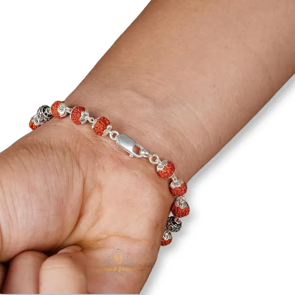 Silver_925_Sterling_Handmade_Dual_Wire_Stylish_Rudraksha_Rakhi_For_Men_(_6_Mm_Natural_Beads_Om_Para)_(4Om)