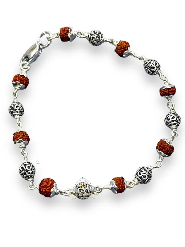 Silver_925_Sterling_Handmade_Dual_Wire_Stylish_Rudraksha_Rakhi_For_Men_6_Mm_Natural_Beads_Om_Para_(6Mm_-9Om)