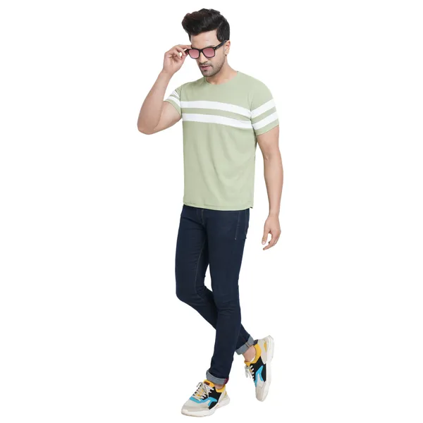 Polo_type_round_nack_T-shirt