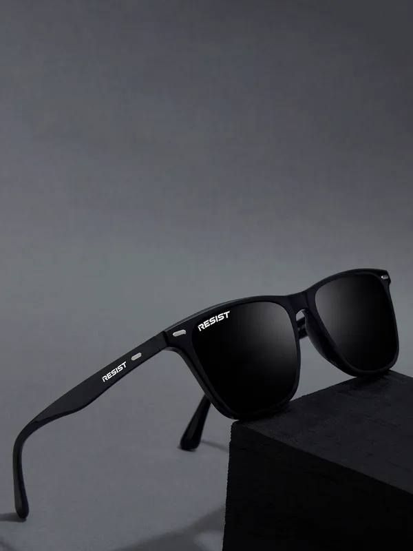 UV_Protected_Black_Wayfarer_Sunglasses_For_Men_&_Women